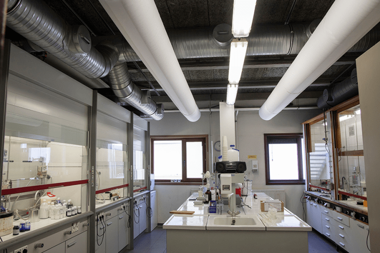 Ventilatiesysteem voor laboratorium 